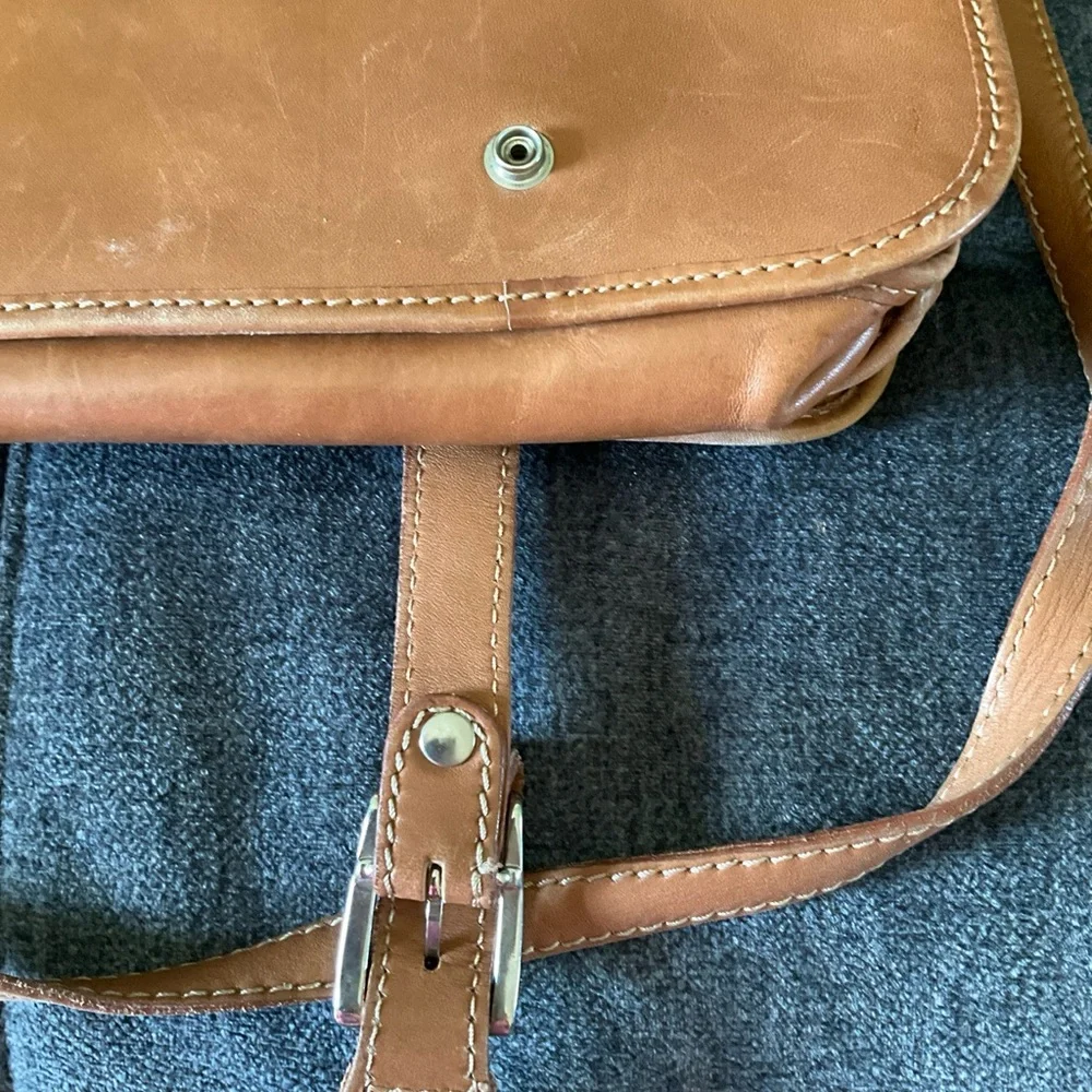 Pre-owned Vintage softside caramel leather made in Italy Briefcase 💼
